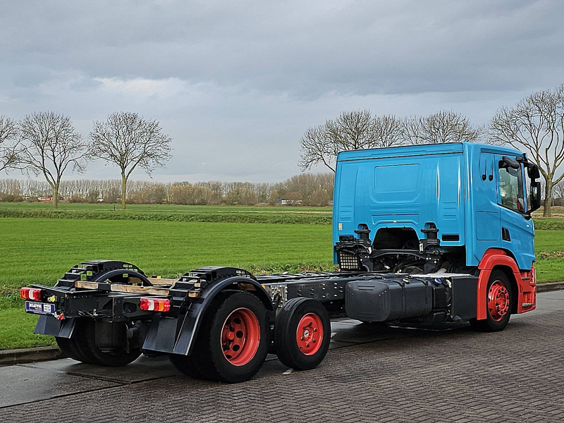 Scania P450 - 캡 새시 트럭 : 사진 3 Scania P450 - 캡 새시 트럭 : 사진 3