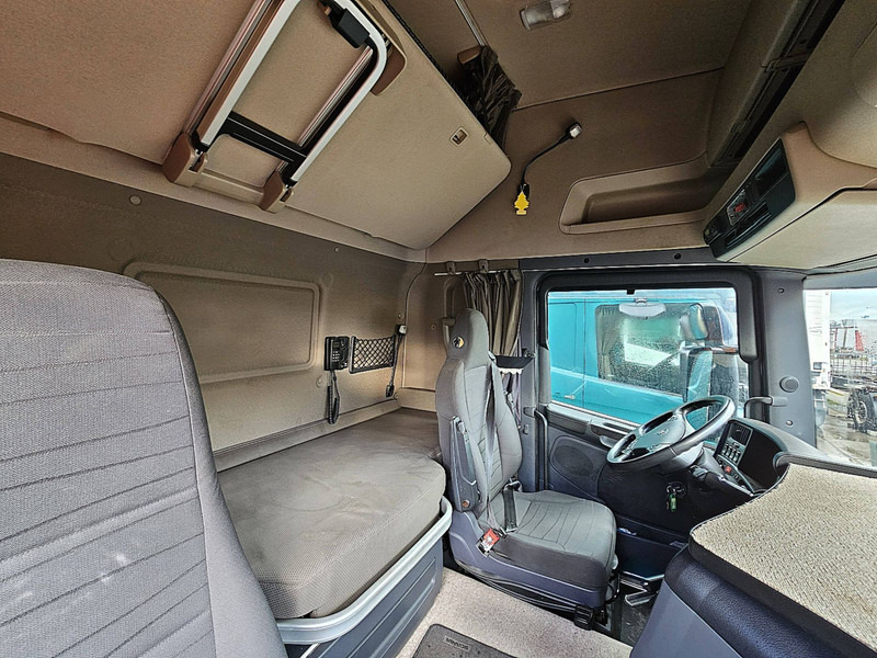 리스 Scania R450 4X2 RETARDER COMBI Scania R450 4X2 RETARDER COMBI : 사진 15 리스 Scania R450 4X2 RETARDER COMBI Scania R450 4X2 RETARDER COMBI : 사진 15