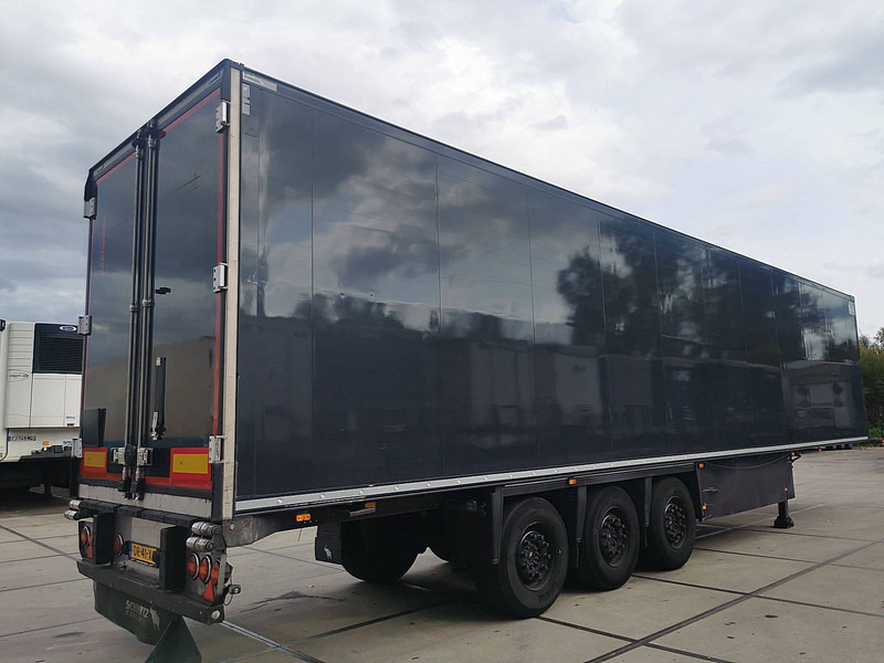 Schmitz Cargobull SKO 24 SCB LIFT AXLE BLACK - 냉동 세미 트레일러 : 사진 2 Schmitz Cargobull SKO 24 SCB LIFT AXLE BLACK - 냉동 세미 트레일러 : 사진 2