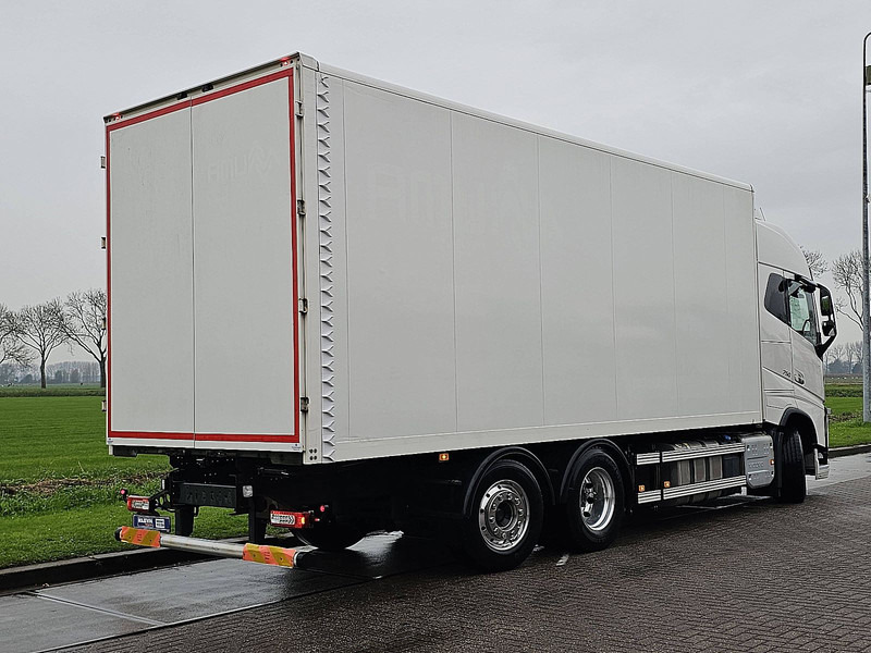 Volvo FH 16.750 6X2*4 4 SEATS 154TKM - 박스 트럭 : 사진 3 Volvo FH 16.750 6X2*4 4 SEATS 154TKM - 박스 트럭 : 사진 3
