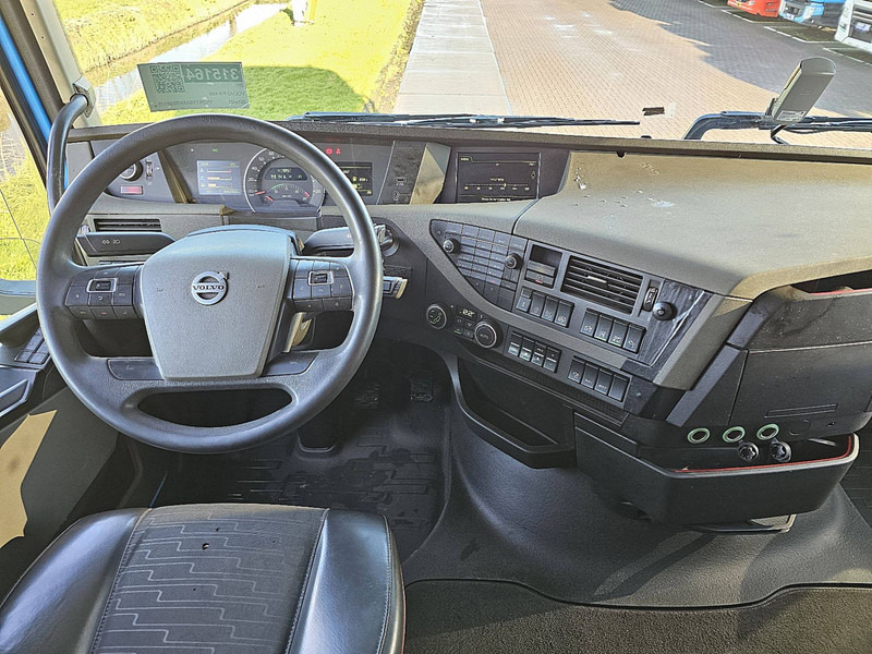Interior photo 1: 트랙터 유닛 Volvo FH 460 PTO SKIRTS VEB+