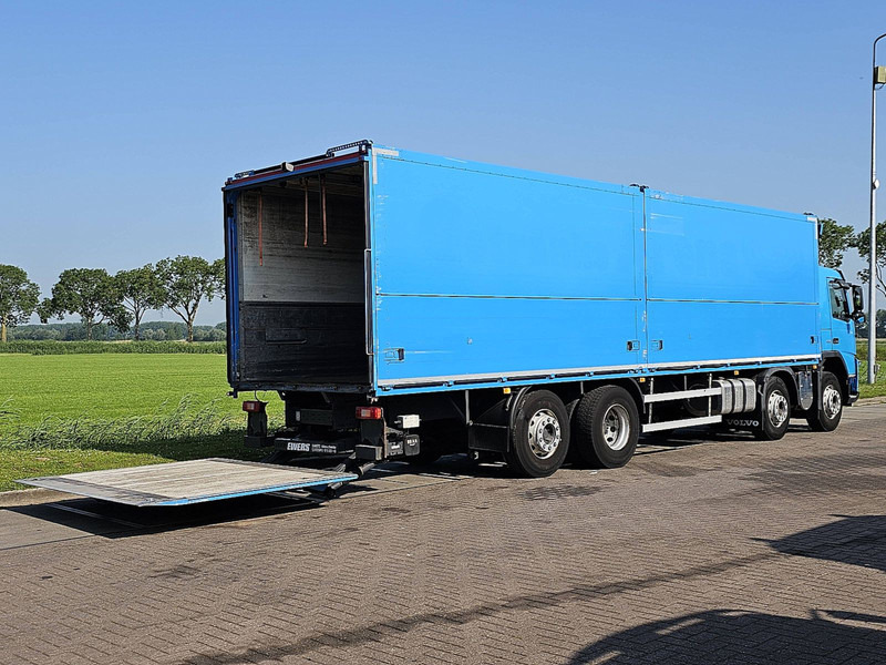 Volvo FM 11.330 8X2 BÄR 2000KG LIFT - 박스 트럭 : 사진 3 Volvo FM 11.330 8X2 BÄR 2000KG LIFT - 박스 트럭 : 사진 3