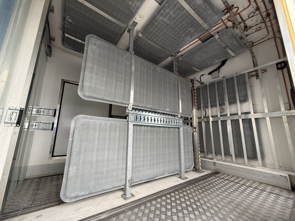 Iveco EC ML120EL22 6,65mEISWAGEN ThermoKingV500MAX ACC - 냉동탑차 : 사진 2 Iveco EC ML120EL22 6,65mEISWAGEN ThermoKingV500MAX ACC - 냉동탑차 : 사진 2