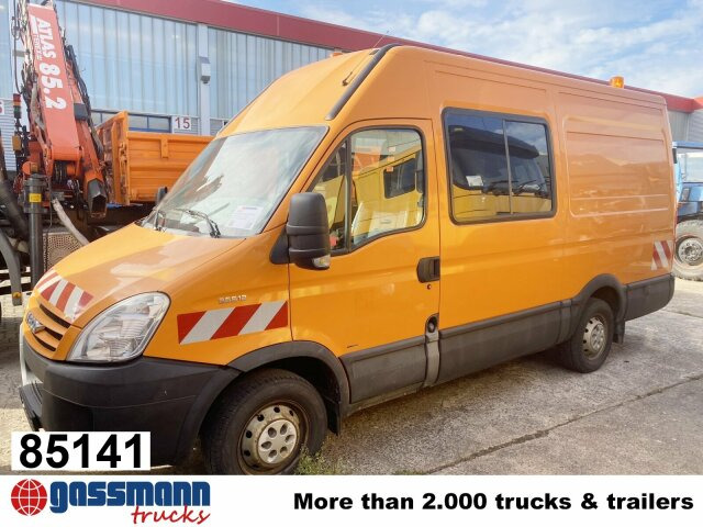 Iveco Daily 35S12 2,3 HPI 4x2, 8 Sitzplätze - 대형 버스 : 사진 1 Iveco Daily 35S12 2,3 HPI 4x2, 8 Sitzplätze - 대형 버스 : 사진 1