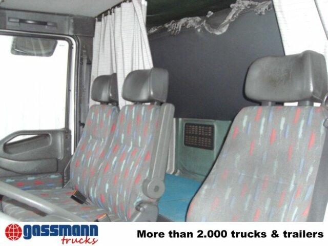 Iveco EuroCargo 120E24 4x2 - 커튼사이더 트럭 : 사진 4 Iveco EuroCargo 120E24 4x2 - 커튼사이더 트럭 : 사진 4