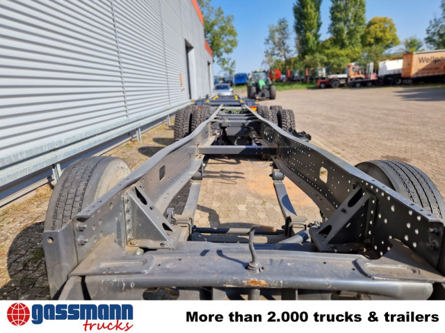 Iveco Trakker AD260T45 6x4, BRANDSCHADEN FAHRERHAUS! - 캡 새시 트럭 : 사진 2 Iveco Trakker AD260T45 6x4, BRANDSCHADEN FAHRERHAUS! - 캡 새시 트럭 : 사진 2