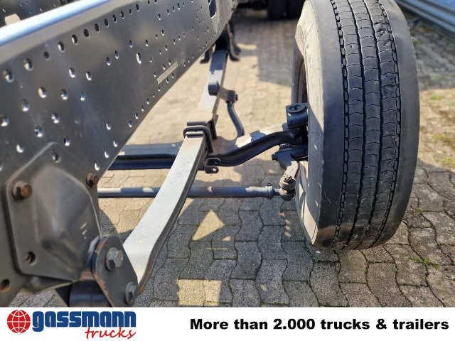 Iveco Trakker AD260T45 6x4, BRANDSCHADEN FAHRERHAUS! - 캡 새시 트럭 : 사진 4 Iveco Trakker AD260T45 6x4, BRANDSCHADEN FAHRERHAUS! - 캡 새시 트럭 : 사진 4