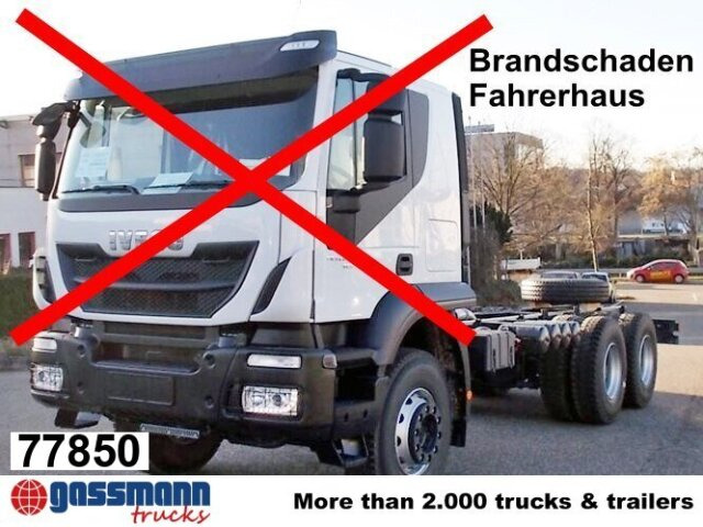 Iveco Trakker AD260T45 6x4, BRANDSCHADEN FAHRERHAUS! - 캡 새시 트럭 : 사진 1 Iveco Trakker AD260T45 6x4, BRANDSCHADEN FAHRERHAUS! - 캡 새시 트럭 : 사진 1