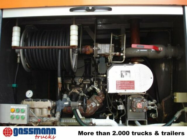 KSE 414 - 진공 흡입 트럭 : 사진 4 KSE 414 - 진공 흡입 트럭 : 사진 4