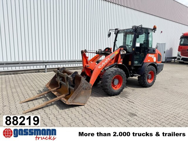 Kubota R065 4x4, Palettengabel, ca. 1.733 Betr.-Std. - 건설기계 : 사진 1 Kubota R065 4x4, Palettengabel, ca. 1.733 Betr.-Std. - 건설기계 : 사진 1