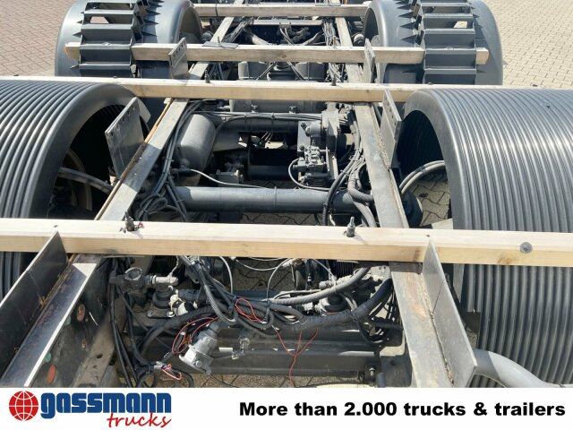 MAN 25/18.284 6x2-4 LL, Retarder, Lenkachse - 캡 새시 트럭 : 사진 4 MAN 25/18.284 6x2-4 LL, Retarder, Lenkachse - 캡 새시 트럭 : 사진 4