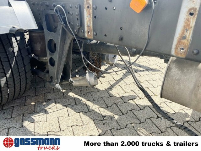 MAN 25/18.284 6x2-4 LL, Retarder, Lenkachse - 캡 새시 트럭 : 사진 2 MAN 25/18.284 6x2-4 LL, Retarder, Lenkachse - 캡 새시 트럭 : 사진 2