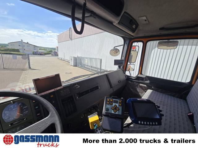 MAN F10 26.272 6x6, F90 - 캡 새시 트럭 : 사진 4 MAN F10 26.272 6x6, F90 - 캡 새시 트럭 : 사진 4