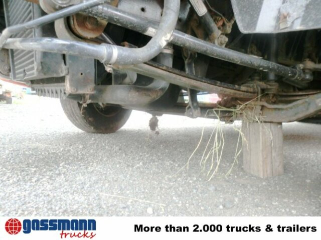 MAN L33 8.180 C 4x2, Unfallfahrzeug mit - 박스 트럭 : 사진 3 MAN L33 8.180 C 4x2, Unfallfahrzeug mit - 박스 트럭 : 사진 3