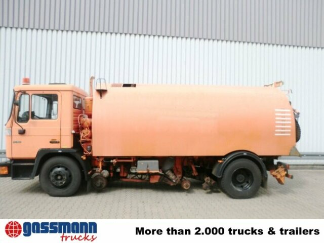 MAN M03 14.152 4x2, Schienenkehrmaschine - 거리 청소 차량 : 사진 4 MAN M03 14.152 4x2, Schienenkehrmaschine - 거리 청소 차량 : 사진 4