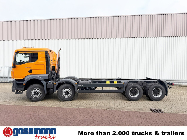 MAN TGS 41.440 8x4 BB CH, Retarder, MEHRFACH - 캡 새시 트럭 : 사진 2 MAN TGS 41.440 8x4 BB CH, Retarder, MEHRFACH - 캡 새시 트럭 : 사진 2