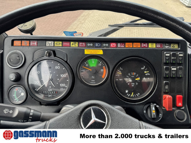 Mercedes-Benz 1222 AF 4x4, Rüstwagen RW 2, Seilwinde - 구급차 : 사진 4 Mercedes-Benz 1222 AF 4x4, Rüstwagen RW 2, Seilwinde - 구급차 : 사진 4