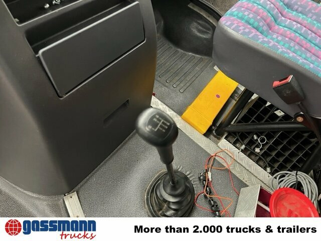 소방차 Mercedes-Benz 814 D 4x2 Doka, TLF 8 : 사진 7 소방차 Mercedes-Benz 814 D 4x2 Doka, TLF 8 : 사진 7