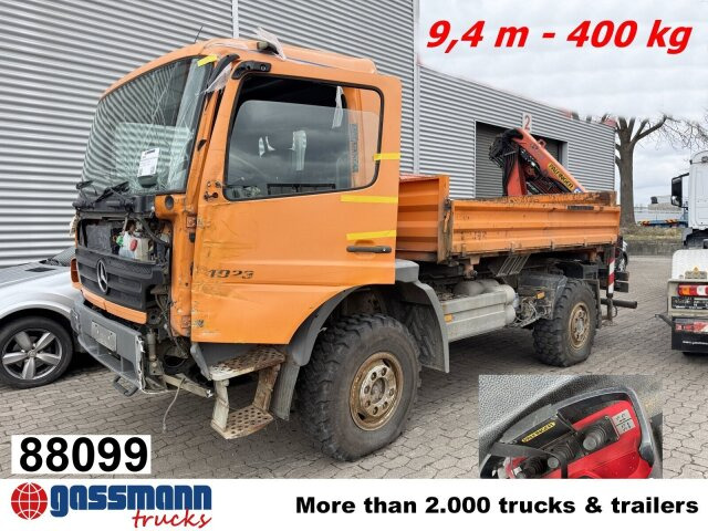 Mercedes-Benz Atego 1023 A 4x4, Einzelbereifung, Heckkran - 캡 새시 트럭, 크레인 트럭 : 사진 1 Mercedes-Benz Atego 1023 A 4x4, Einzelbereifung, Heckkran - 캡 새시 트럭, 크레인 트럭 : 사진 1
