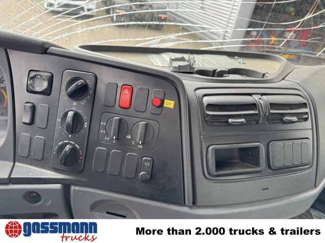 Mercedes-Benz Atego 1023 A 4x4, Einzelbereifung, Heckkran - 캡 새시 트럭, 크레인 트럭 : 사진 4 Mercedes-Benz Atego 1023 A 4x4, Einzelbereifung, Heckkran - 캡 새시 트럭, 크레인 트럭 : 사진 4