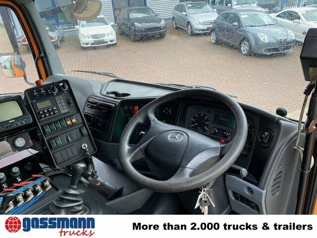 Mercedes-Benz Atego 1524 L 4x2 Kehrmaschine FAUN Viajet - 거리 청소 차량 : 사진 3 Mercedes-Benz Atego 1524 L 4x2 Kehrmaschine FAUN Viajet - 거리 청소 차량 : 사진 3