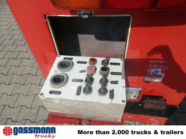 Mercedes-Benz L 1519 4x2 Feuerwehr Drehleiter DL30 - 소방차 : 사진 3 Mercedes-Benz L 1519 4x2 Feuerwehr Drehleiter DL30 - 소방차 : 사진 3