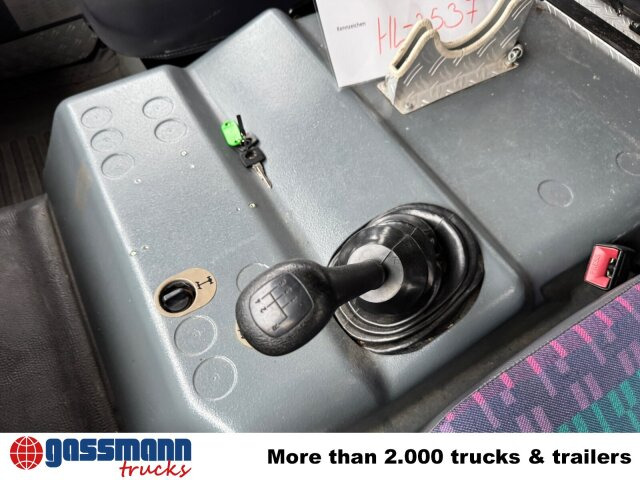 Mercedes-Benz LK 814 F 4x2 Doka, Löschfahrzeug LF8/6 - 소방차 : 사진 3 Mercedes-Benz LK 814 F 4x2 Doka, Löschfahrzeug LF8/6 - 소방차 : 사진 3