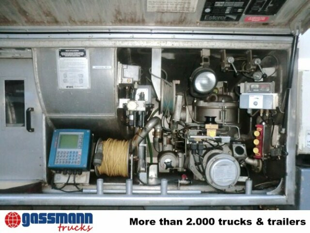 Mercedes-Benz SK 1824 L 4x2, Esterer Tankaufbau ca. 13.100l, 2 - 유조트럭 : 사진 2 Mercedes-Benz SK 1824 L 4x2, Esterer Tankaufbau ca. 13.100l, 2 - 유조트럭 : 사진 2