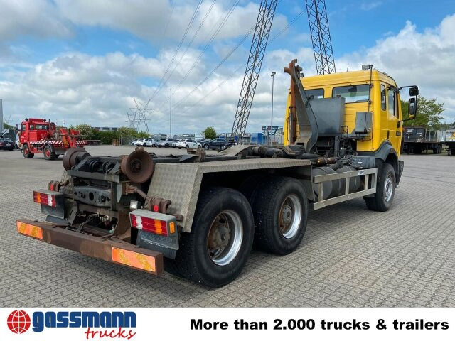 Mercedes-Benz SK II 2631 6x4, Winterdienstausstattung - 후크 리프트 트럭 : 사진 2 Mercedes-Benz SK II 2631 6x4, Winterdienstausstattung - 후크 리프트 트럭 : 사진 2