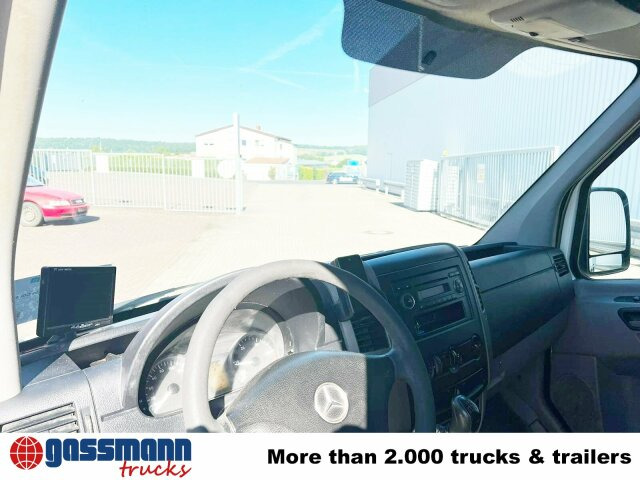 Mercedes-Benz Sprinter 209 CDI 4x2 Doka - 플랫베드 밴, 콤비 밴 : 사진 2 Mercedes-Benz Sprinter 209 CDI 4x2 Doka - 플랫베드 밴, 콤비 밴 : 사진 2