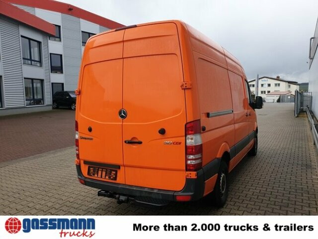 패널 밴 Mercedes-Benz Sprinter 313 KA 4x2 : 사진 11 패널 밴 Mercedes-Benz Sprinter 313 KA 4x2 : 사진 11