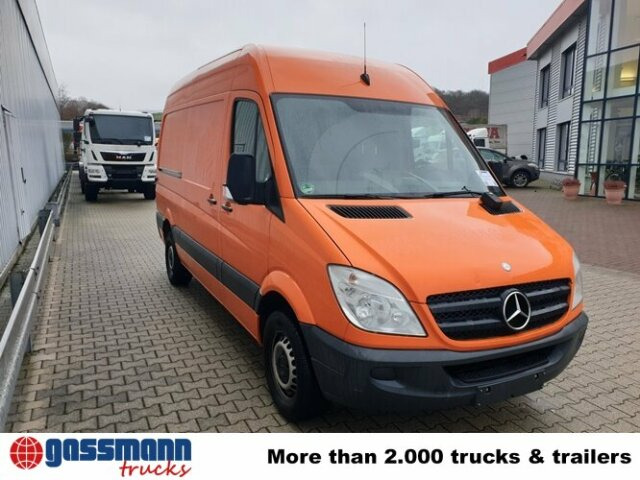 패널 밴 Mercedes-Benz Sprinter 313 KA 4x2 : 사진 12 패널 밴 Mercedes-Benz Sprinter 313 KA 4x2 : 사진 12