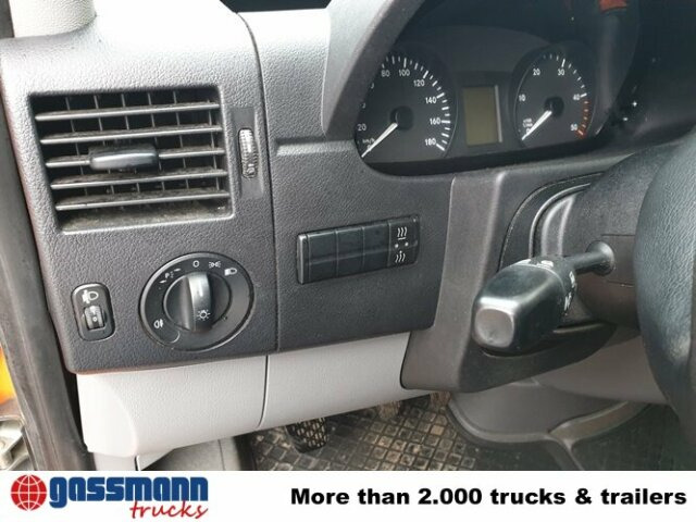 Mercedes-Benz Sprinter 313 KA 4x2 - 패널 밴 : 사진 3 Mercedes-Benz Sprinter 313 KA 4x2 - 패널 밴 : 사진 3