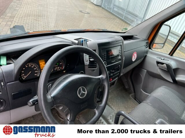 Mercedes-Benz Sprinter 515 CDI 4x2 - 패널 밴 : 사진 4 Mercedes-Benz Sprinter 515 CDI 4x2 - 패널 밴 : 사진 4