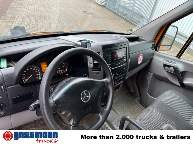 Mercedes-Benz Sprinter 515 CDI 4x2 - 패널 밴 : 사진 5 Mercedes-Benz Sprinter 515 CDI 4x2 - 패널 밴 : 사진 5