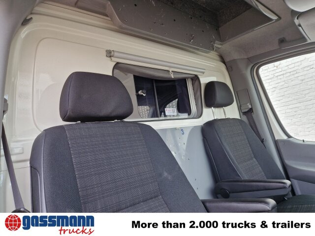 Mercedes-Benz Sprinter 516 CDI 4x2, Rettungswagen - 패널 밴 : 사진 5 Mercedes-Benz Sprinter 516 CDI 4x2, Rettungswagen - 패널 밴 : 사진 5