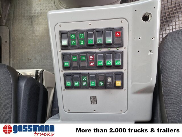 Mercedes-Benz Sprinter 516 CDI 4x2, Rettungswagen - 패널 밴 : 사진 2 Mercedes-Benz Sprinter 516 CDI 4x2, Rettungswagen - 패널 밴 : 사진 2