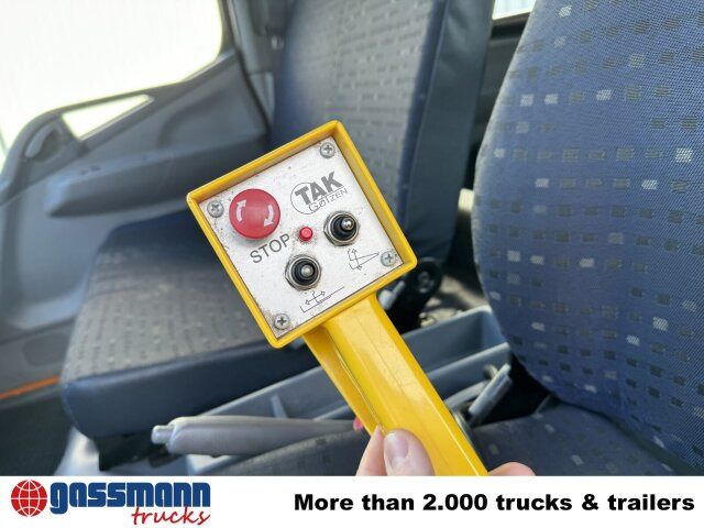 Mitsubishi Canter Fuso 6C15D 4x2 Doka, City-Abroller - 후크 리프트 트럭 : 사진 4 Mitsubishi Canter Fuso 6C15D 4x2 Doka, City-Abroller - 후크 리프트 트럭 : 사진 4