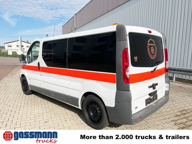 Renault Trafik 2.0 dCi115 4x2, Krankentransporter - 구급차 : 사진 3 Renault Trafik 2.0 dCi115 4x2, Krankentransporter - 구급차 : 사진 3