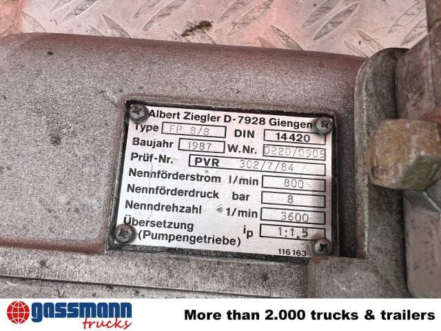 Unimog U 1300 L 4x4 Doka, LF8 - 구급차 : 사진 3 Unimog U 1300 L 4x4 Doka, LF8 - 구급차 : 사진 3