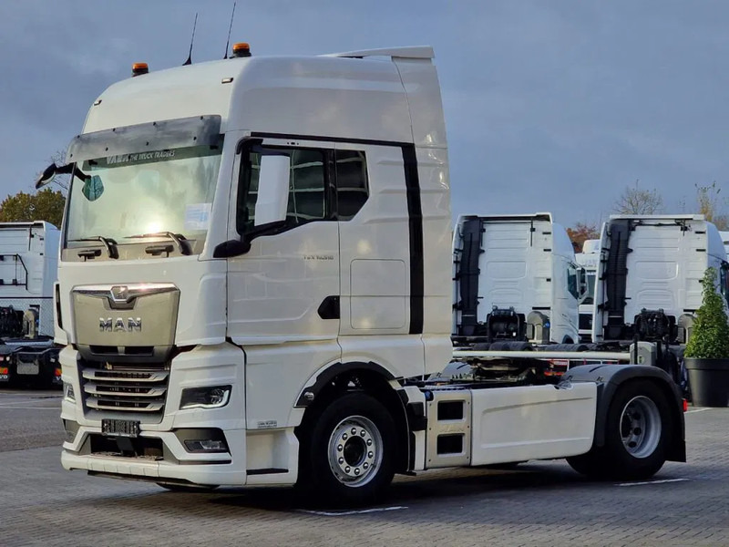 MAN TGX 18.540 GX - New - Retarder - Night clima - Alcoa - Multiple units - NEW - 트랙터 유닛 : 사진 3 MAN TGX 18.540 GX - New - Retarder - Night clima - Alcoa - Multiple units - NEW - 트랙터 유닛 : 사진 3