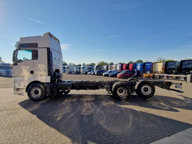 MAN TGX 26.500 6x2 XXL - Chassis - Full air - Night clima - AS Tronic - - 캡 새시 트럭 : 사진 4 MAN TGX 26.500 6x2 XXL - Chassis - Full air - Night clima - AS Tronic - - 캡 새시 트럭 : 사진 4