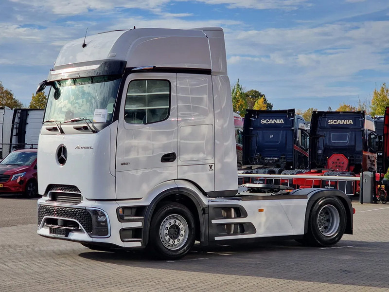 Mercedes-Benz Actros 1851 Procab GigaSpace 4x2 - New - Retarder - Mirror cam - 2x tank - Full spoiler - Navi - 트랙터 유닛 : 사진 3 Mercedes-Benz Actros 1851 Procab GigaSpace 4x2 - New - Retarder - Mirror cam - 2x tank - Full spoiler - Navi - 트랙터 유닛 : 사진 3