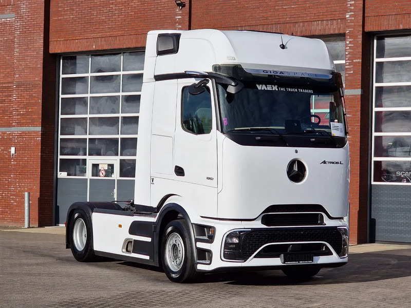 Mercedes-Benz Actros 1851 Procab GigaSpace 4x2 - New - Retarder - Mirror cam - 2x tank - Full spoiler - Navi - 트랙터 유닛 : 사진 1 Mercedes-Benz Actros 1851 Procab GigaSpace 4x2 - New - Retarder - Mirror cam - 2x tank - Full spoiler - Navi - 트랙터 유닛 : 사진 1