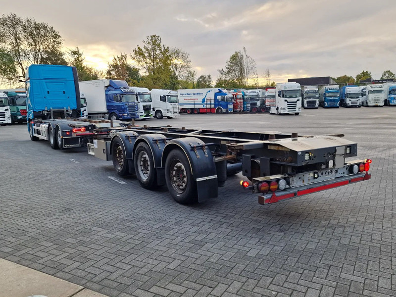 Mercedes-Benz Actros 2553 6x2 - BDF - Retarder - 4.90 WB - Full air + Fliegl trailer 2017 - 컨테이너 운반 장치/ 스와프 보디 트럭 : 사진 5 Mercedes-Benz Actros 2553 6x2 - BDF - Retarder - 4.90 WB - Full air + Fliegl trailer 2017 - 컨테이너 운반 장치/ 스와프 보디 트럭 : 사진 5