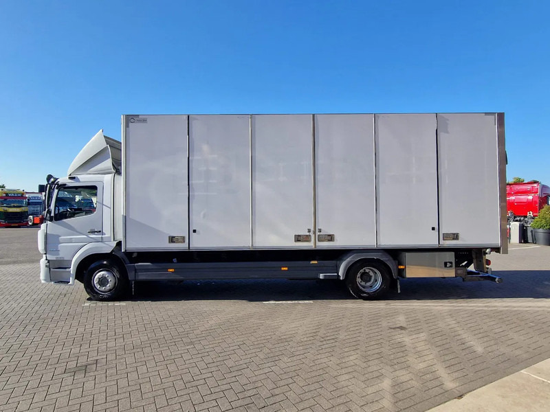 Mercedes-Benz Atego 1524 Box with sidedoors - Zepro loadlift - Full air - Euro 6 - Automatic - Camera system - 박스 트럭 : 사진 4 Mercedes-Benz Atego 1524 Box with sidedoors - Zepro loadlift - Full air - Euro 6 - Automatic - Camera system - 박스 트럭 : 사진 4