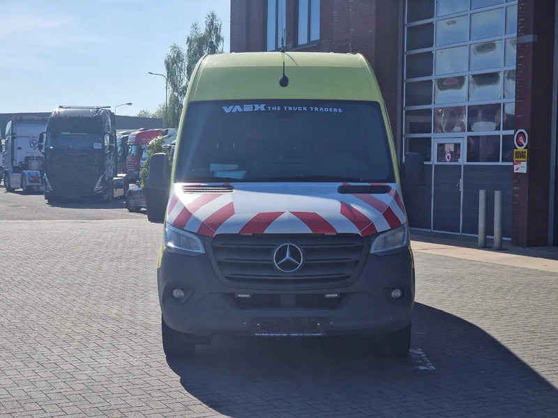 Mercedes-Benz Sprinter 314 Convoi Exceptionnel / Camper - 6 seats - Bed - Fridge - Euro 6 - Automatic gearbox - 패널 밴 : 사진 2 Mercedes-Benz Sprinter 314 Convoi Exceptionnel / Camper - 6 seats - Bed - Fridge - Euro 6 - Automatic gearbox - 패널 밴 : 사진 2
