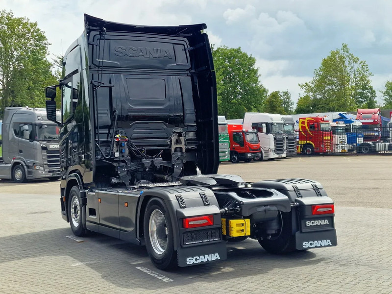 Scania 500S NGS Highline 4x2 - New - Full spec - Retarder - Night clima - Full air - Leather - 트랙터 유닛 : 사진 5 Scania 500S NGS Highline 4x2 - New - Full spec - Retarder - Night clima - Full air - Leather - 트랙터 유닛 : 사진 5