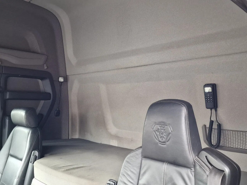 리스 Scania G500 NGS Highline 6x2 - BDF - 4.75 WB - Retarder - Full air - Leather - Led Scania G500 NGS Highline 6x2 - BDF - 4.75 WB - Retarder - Full air - Leather - Led : 사진 14