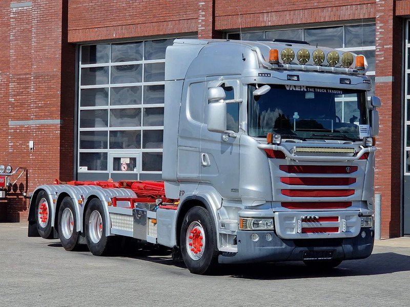 Scania R490 8x4*4 - HIAB XR24SL58 24T hooklift - Euro 6 - Full air - Steering axle - 후크 리프트 트럭 : 사진 3 Scania R490 8x4*4 - HIAB XR24SL58 24T hooklift - Euro 6 - Full air - Steering axle - 후크 리프트 트럭 : 사진 3